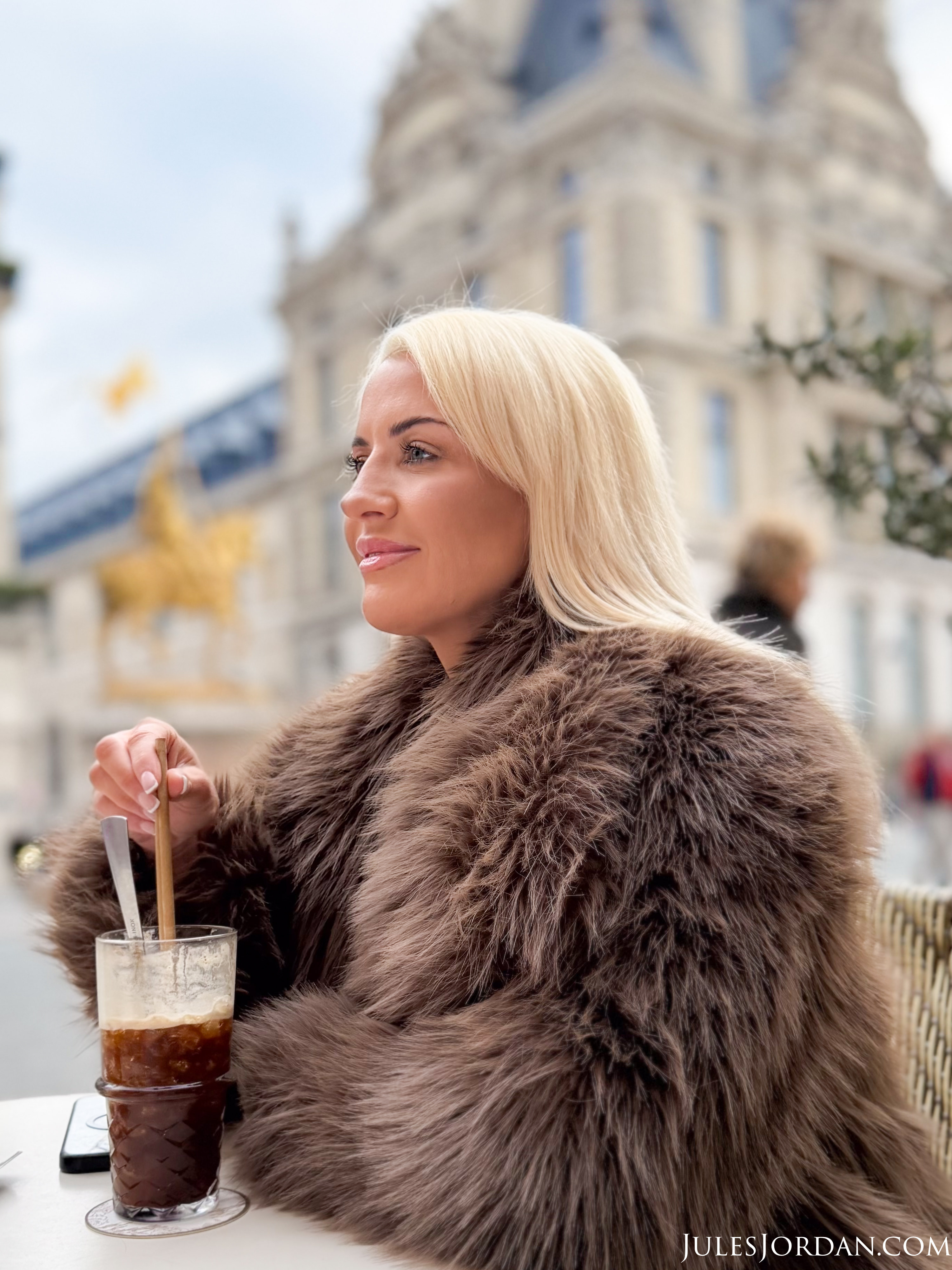 French Connection: Sienna Day's Ass Conquered By Manuel Ferrara In Paris